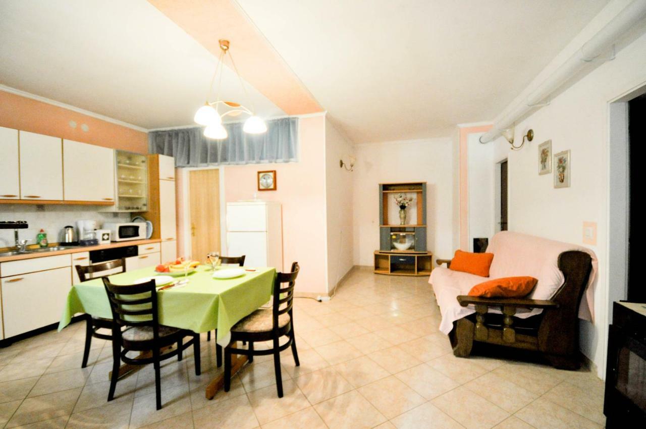 Nevija Διαμέρισμα Novigrad Istria Εξωτερικό φωτογραφία